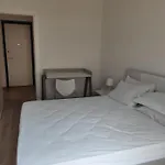 מלון דירות La Casa Di Batman - 30min Da Recco 3*