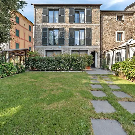 Aparthotel La Casa Di Batman