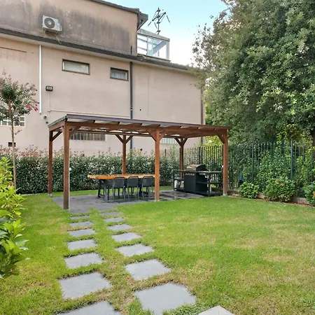 Апарт-отель La Casa Di Batman - 30min Da Recco 3*